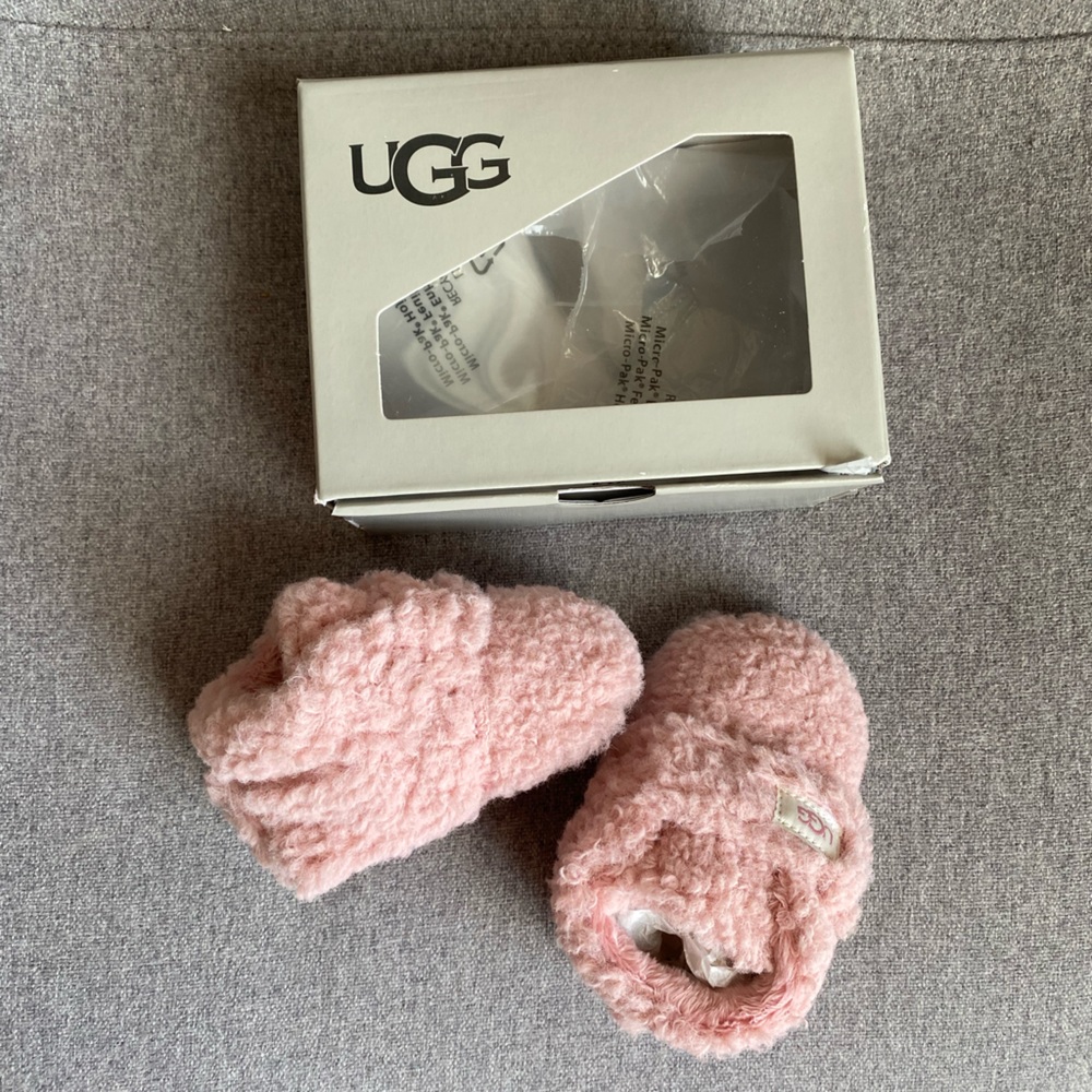 NWT Baby Uggs